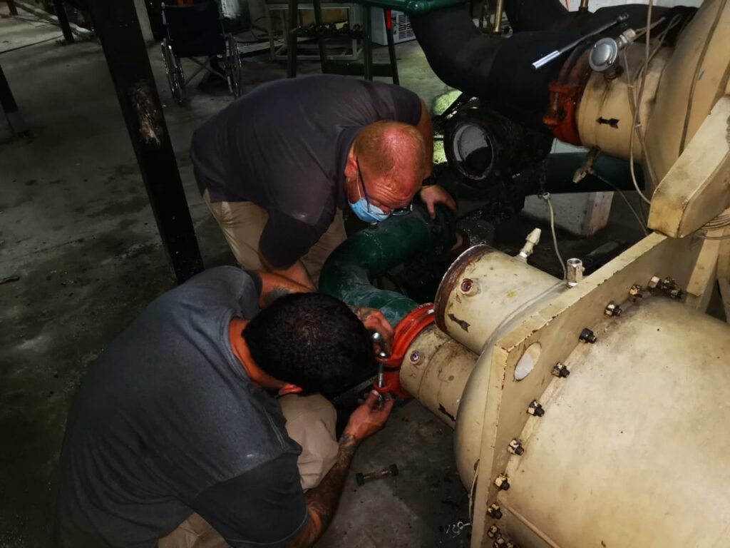 Reparacion de chiller Planta de tratamiento de agua y reparación de chiller