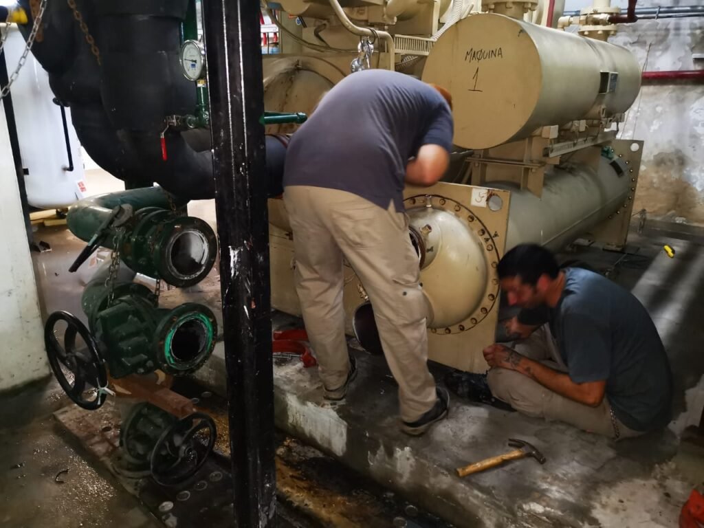 arreglo intercambiador de calor Planta de tratamiento de agua y reparación de chiller