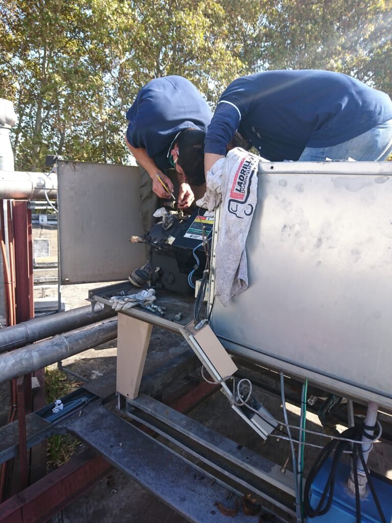 chiller 3 Planta de tratamiento de agua y reparación de chiller