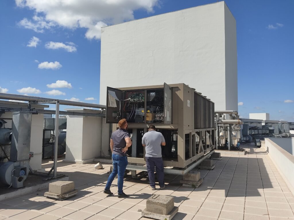 falla electrica chiller enfriamiento 1 Planta de tratamiento de agua y reparación de chiller
