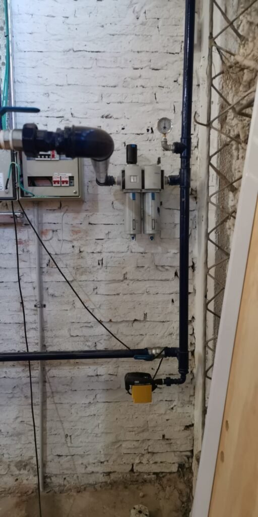 instalacion red aire en fabrica 1 Planta de tratamiento de agua y reparación de chiller