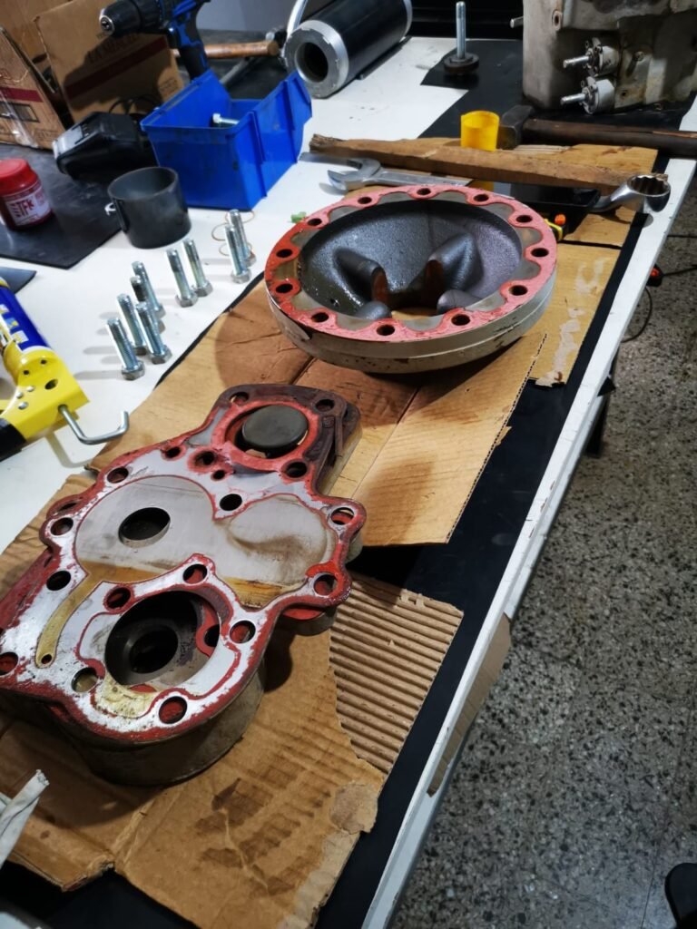 reparacion de compresor a tornillo 1 Planta de tratamiento de agua y reparación de chiller
