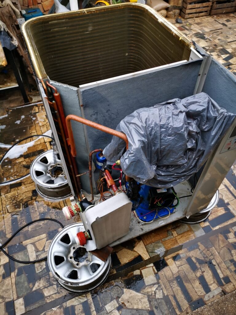 REPARACION DE CHILLER FABRICA CRISTALERIA 17 1 Planta de tratamiento de agua y reparación de chiller