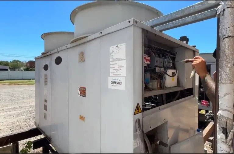Bronway technology, mantenimiento de chiller Carrier por parte de potabilizar solutions.